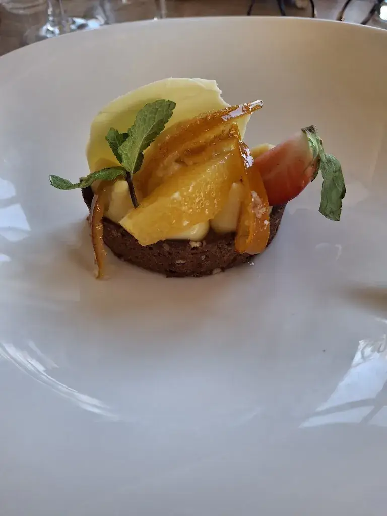 Sabrina Garguet_Le faubourg saint hilaire_Briennon_review