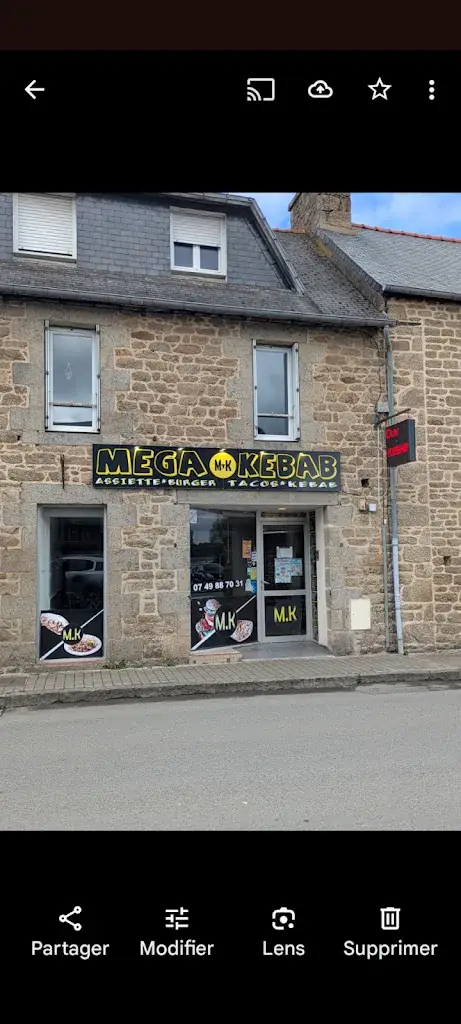 Mega kebab Ploumagoar restaurant à Ploumagoar