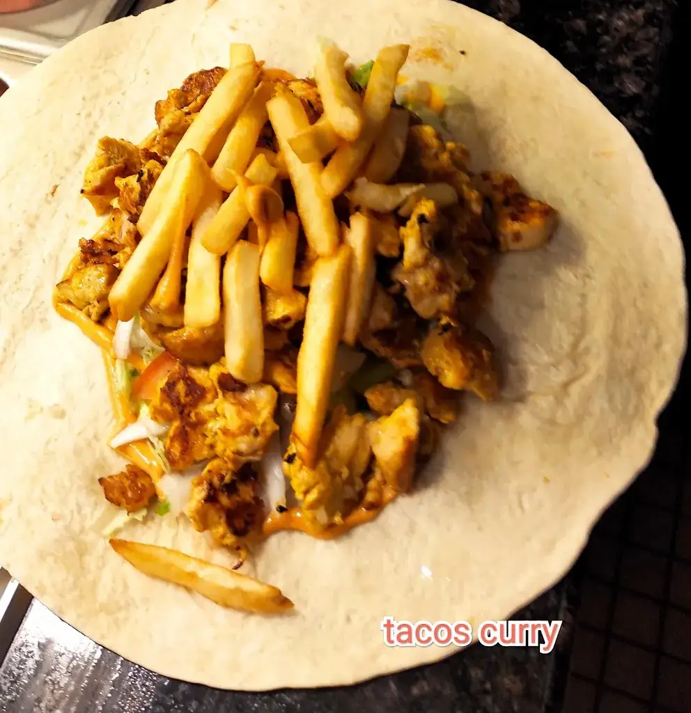 Mega kebab Ploumagoar_Ploumagoar_slider_image_2