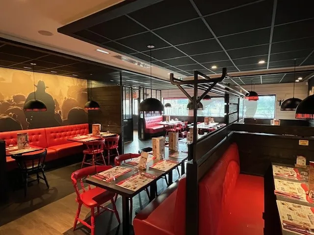 Buffalo Grill Saint-Agathon Restaurant in Saint-Agathon