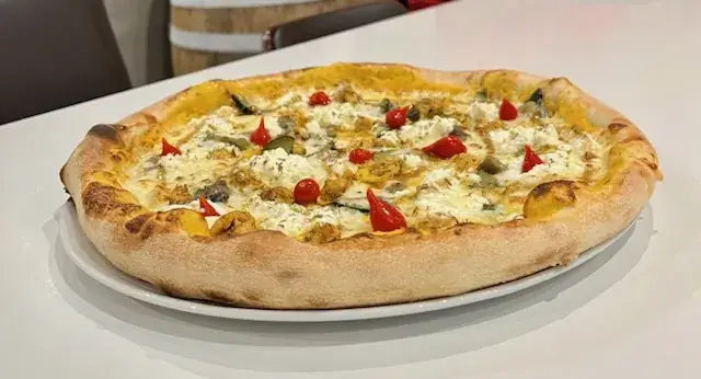 Restaurant LE CONVIVE. ( restaurant, pizza napolitaine, crêperie, glacier. )_Bourg-Argental_slider_image_2