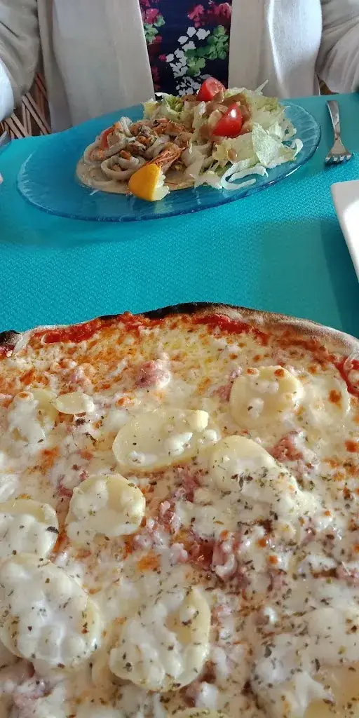 Philip Touzel_Le Mayano_Plouguerneau_review