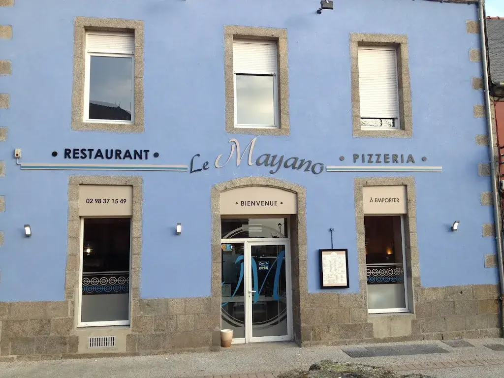 Le Mayano Restaurant in Plouguerneau