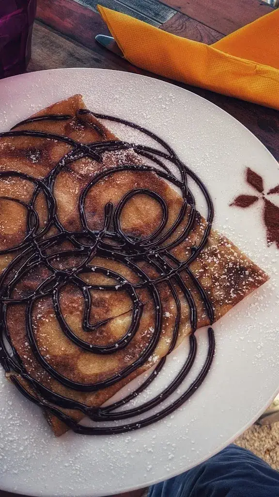 Enrico Neuber_Histoires de crêpes_Landéda_review