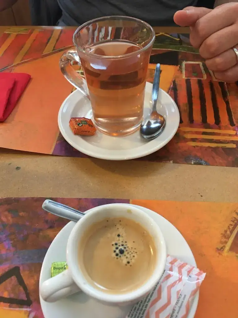 Miché Easton_Histoires de crêpes_Landéda_review