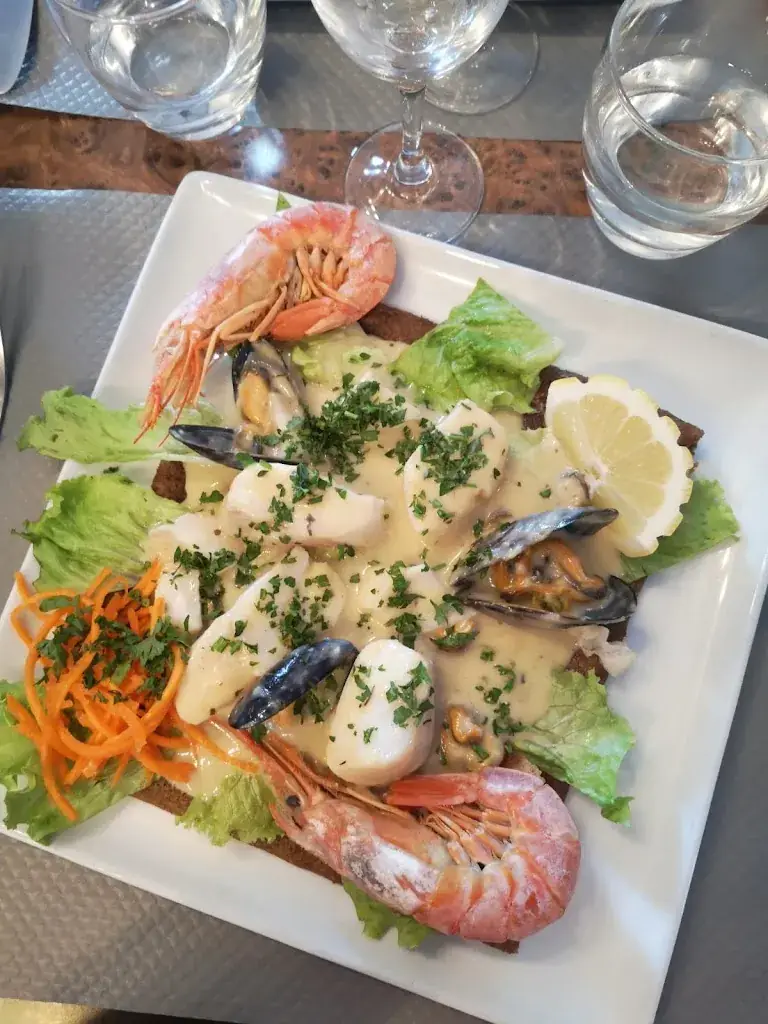 Le Grand Beau_Paimpol_slider_image_2