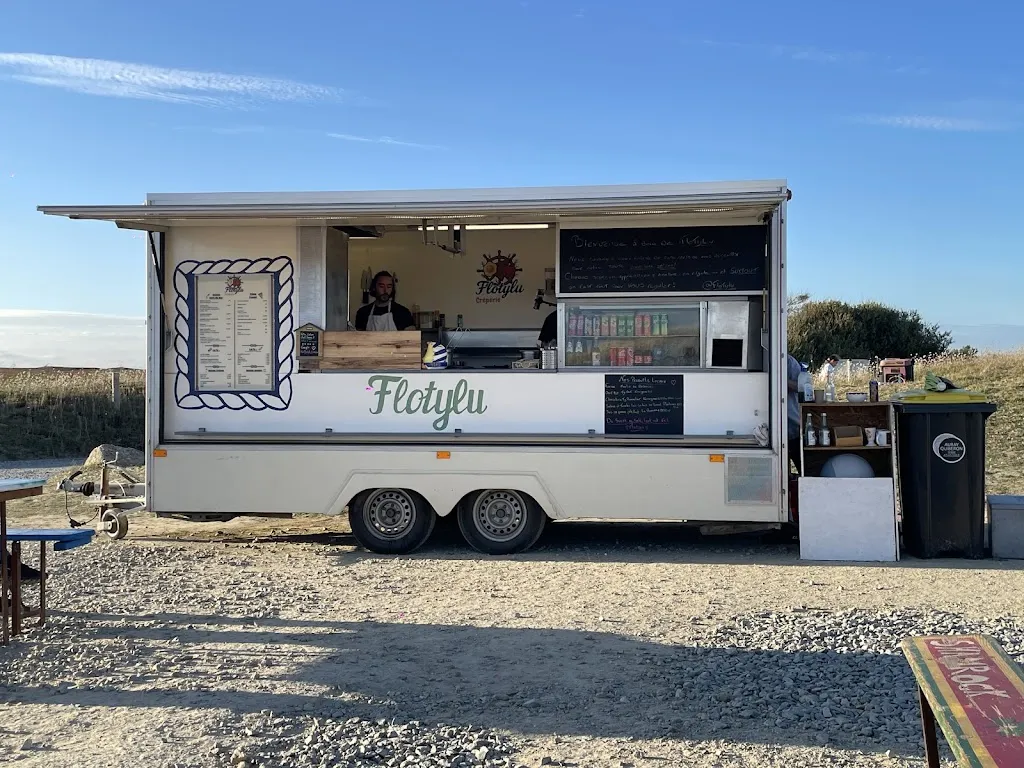 delphine METROPOLIT_Flotylu_Plouhinec_review