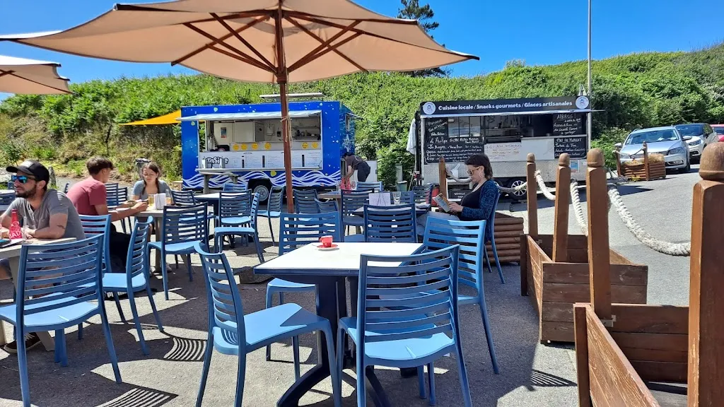 Ian Scoble_Bar Les Côtiers_Plouhinec_review