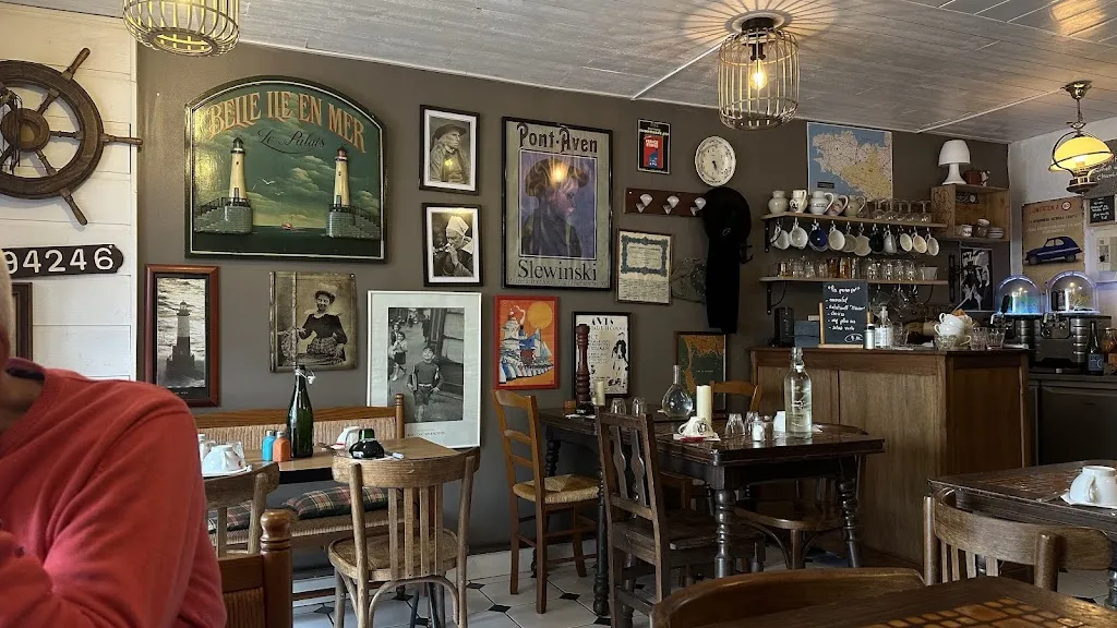 Crêperie caramel et sarrasin restaurant in Plouhinec