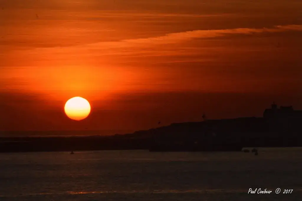 paul conibear_Plage de Mesperleuc_Plouhinec_review