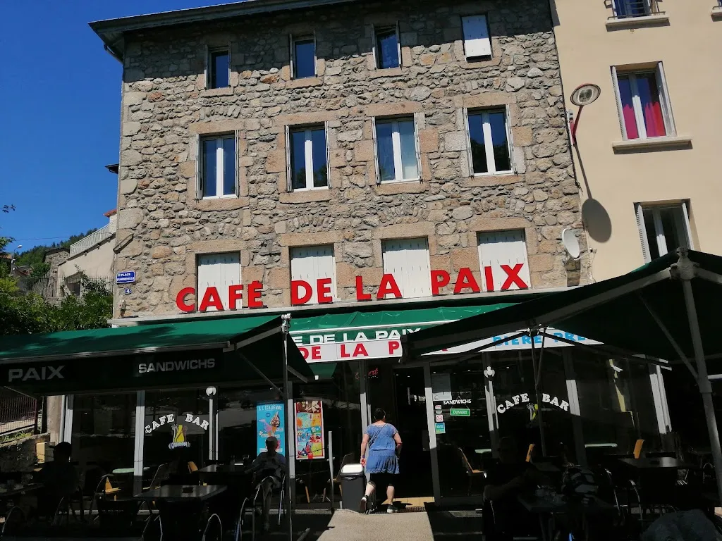 Café De La Paix restaurant in Bourg-Argental