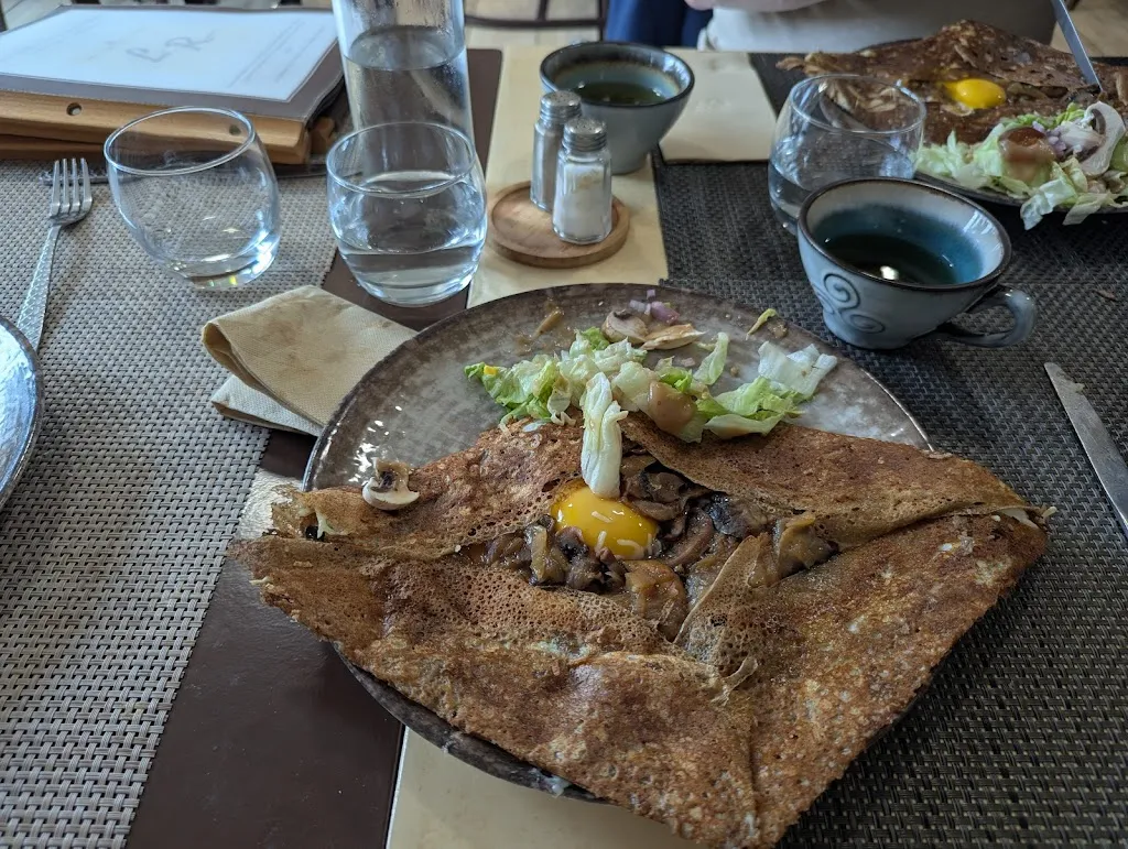 Julien Davenel_Crêperie les Remparts_Guingamp_avis