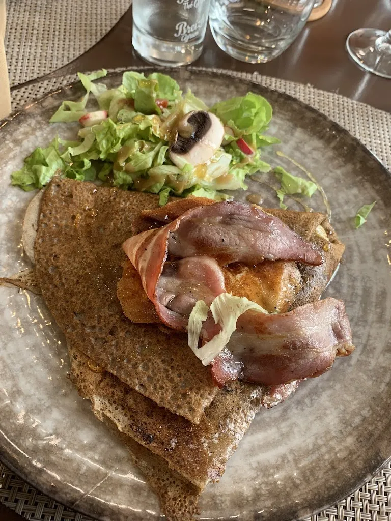 Coralie Pin_Crêperie les Remparts_Guingamp_avis