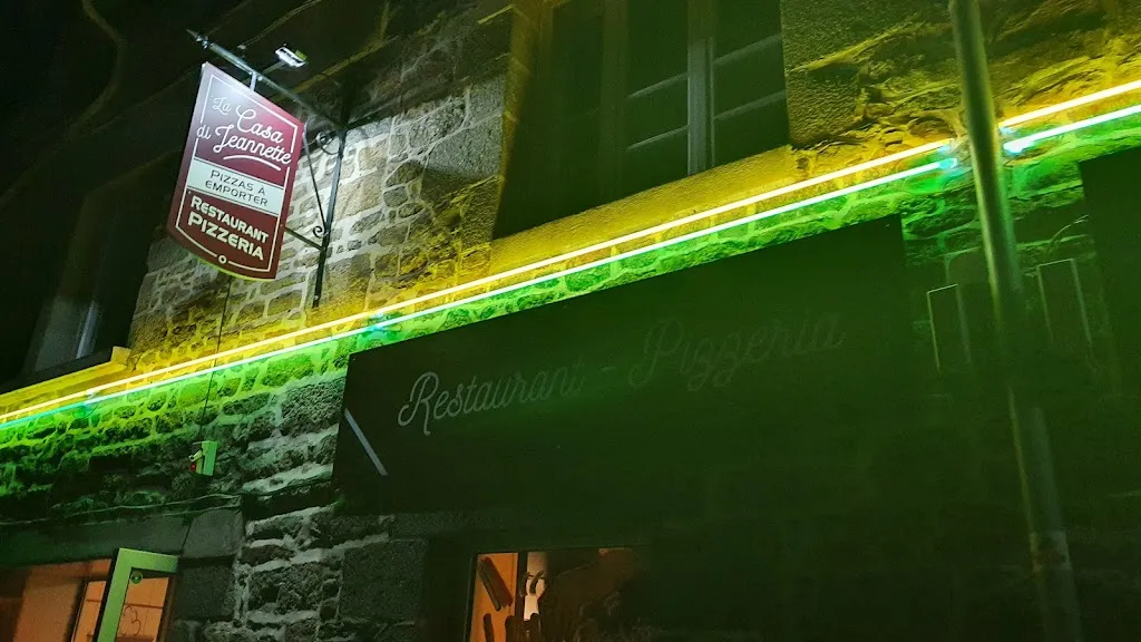 Denis Mallédant_La Casa di Jeannette_Guingamp_review