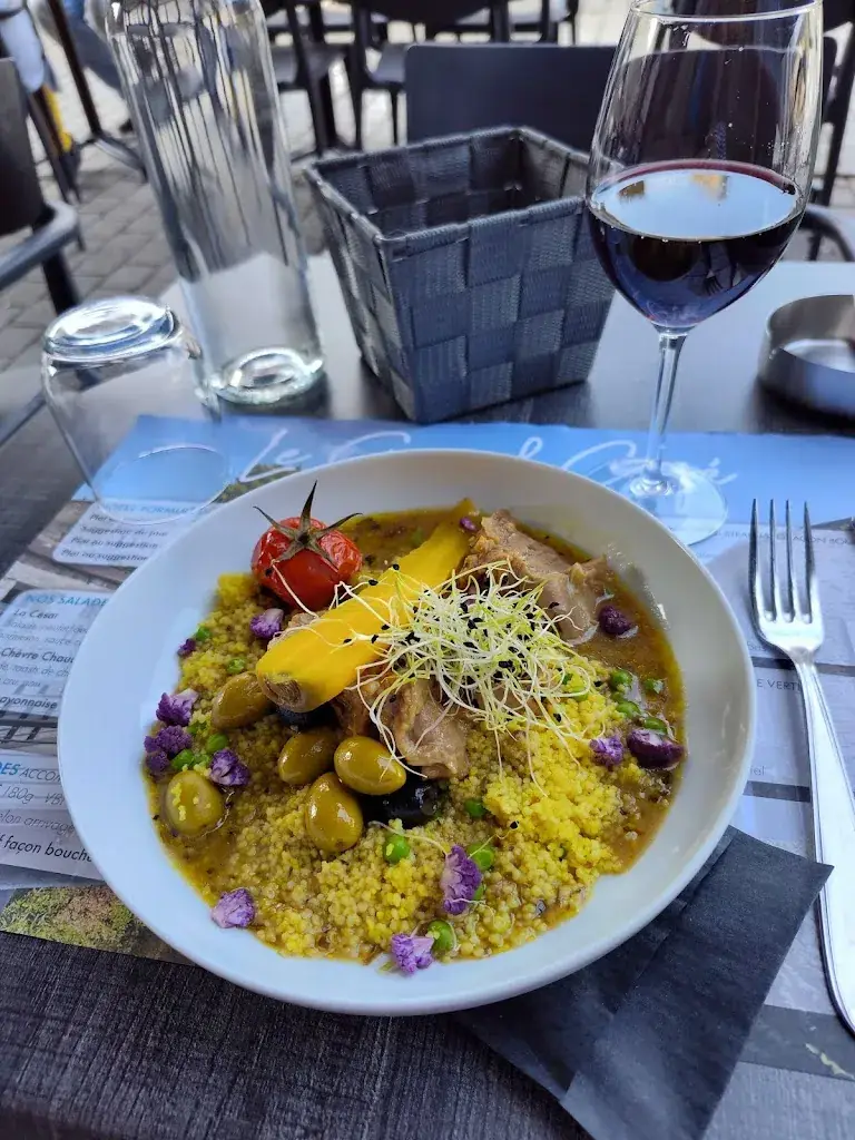 Delona Lang_Le Grand Café_Guingamp_review