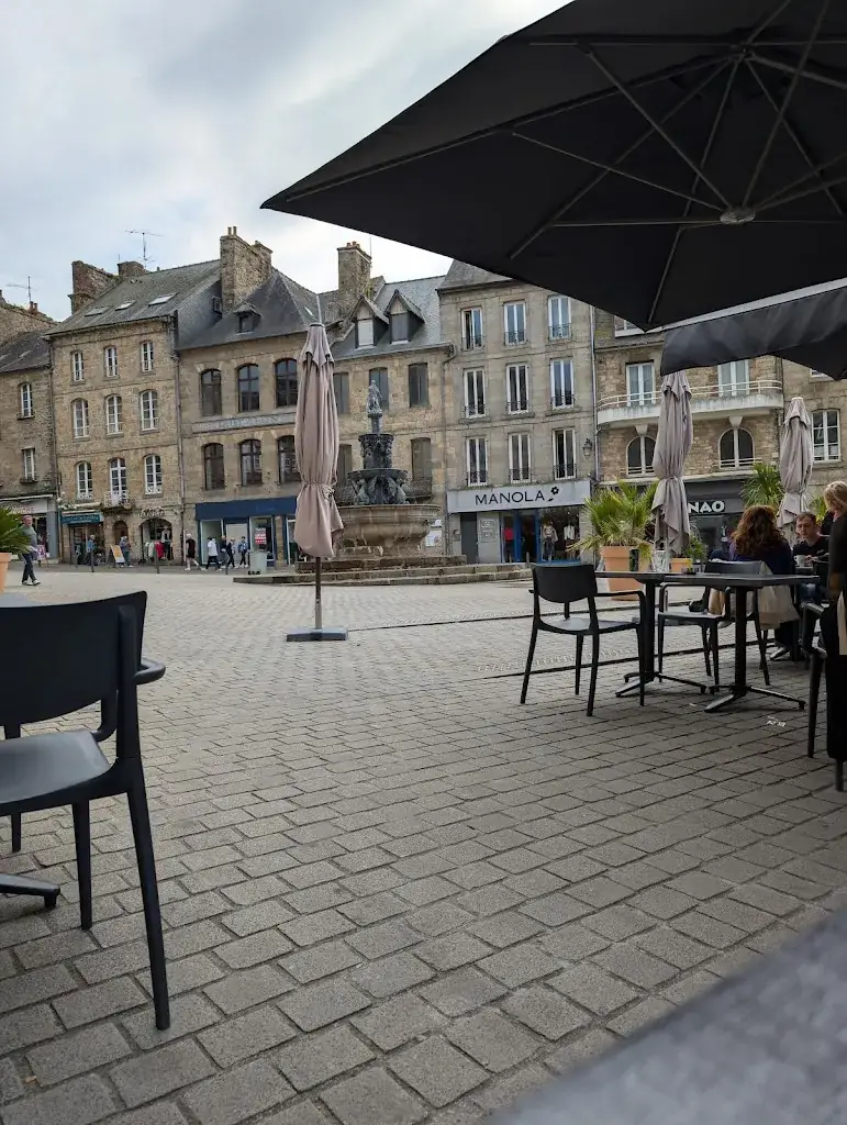 Le Grand Café_Guingamp_slider_image_1