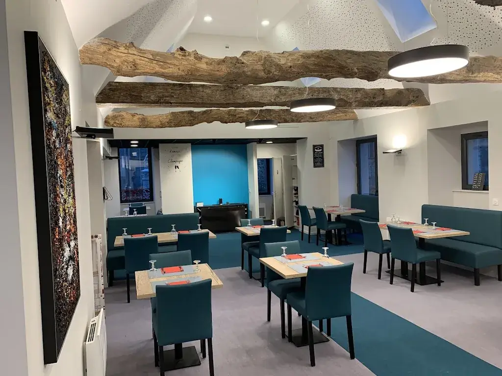 La Table Du Four restaurant in Plumaugat