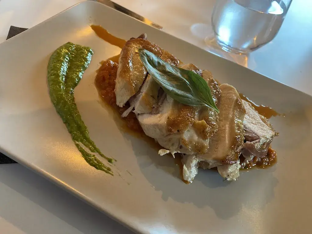 Auberge de Thelis_Thélis-la-Combe_slider_image_3