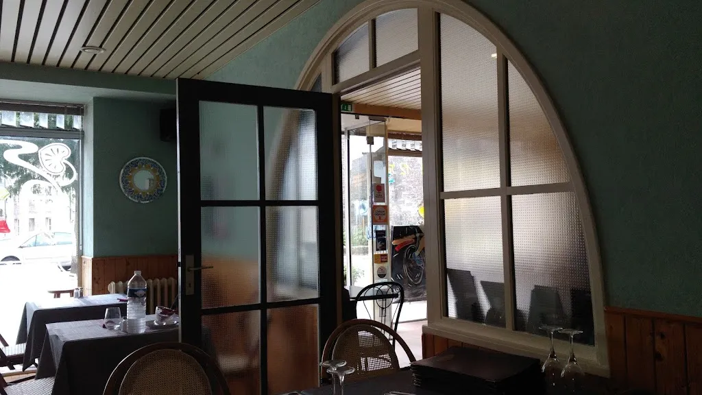 pascal hanicot_les p'tits bouchons_Plumelec_review