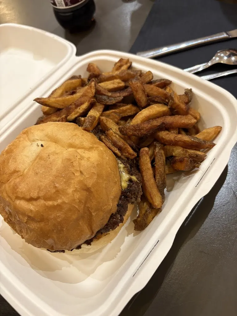 Mathilde Cerignat_Restaurant Le V_Plumelec_review