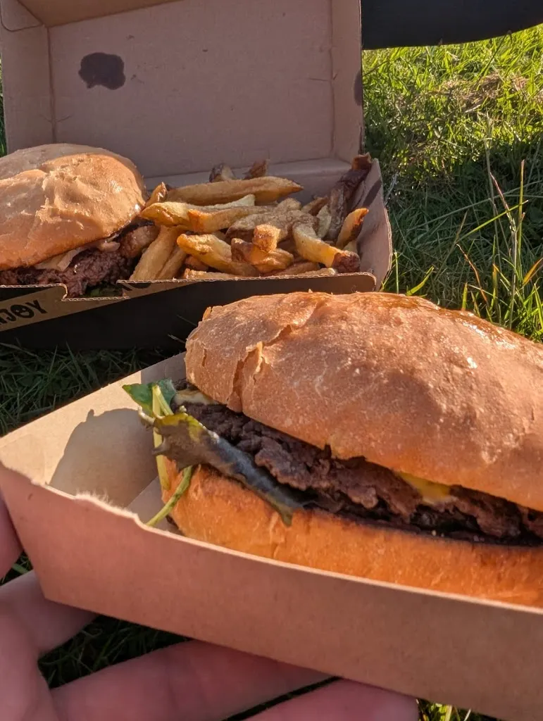 Justine G._Restaurant Le V_Plumelec_review