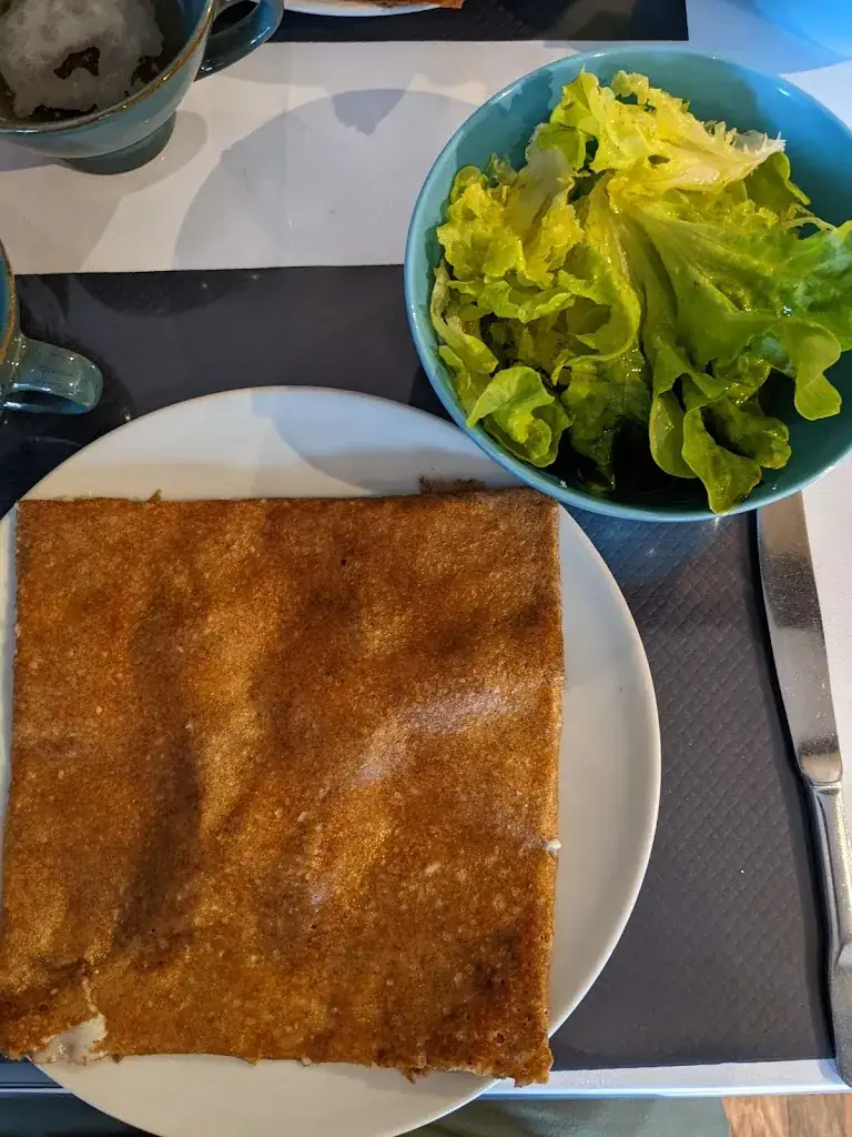 Tuang Bien David Koo_Crêperie La Reine Anne_Morlaix_review