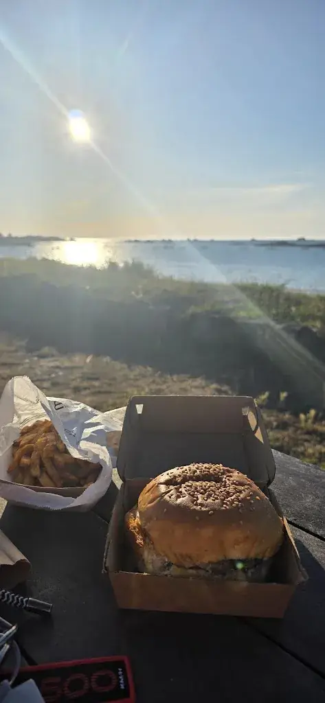 elisa plume_O Quatorze_Morlaix_review