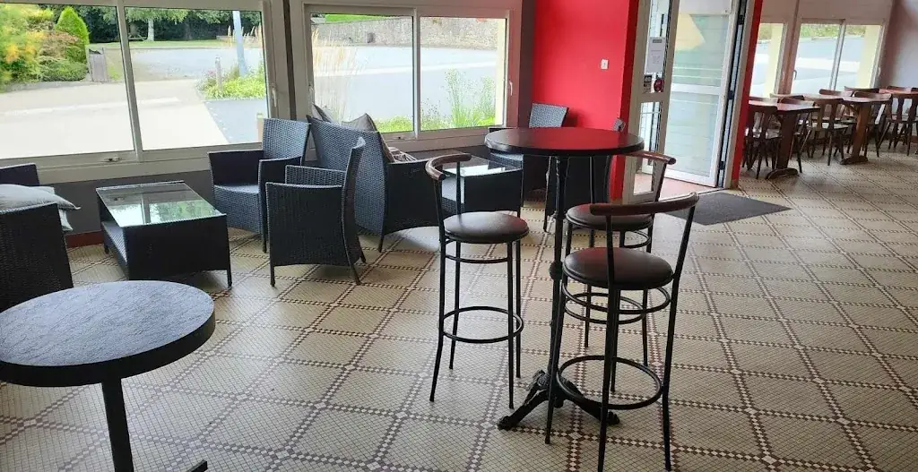 L'Orée du Bois_Saint-Étienne-du-Gué-de-l'Isle_slider_image_1