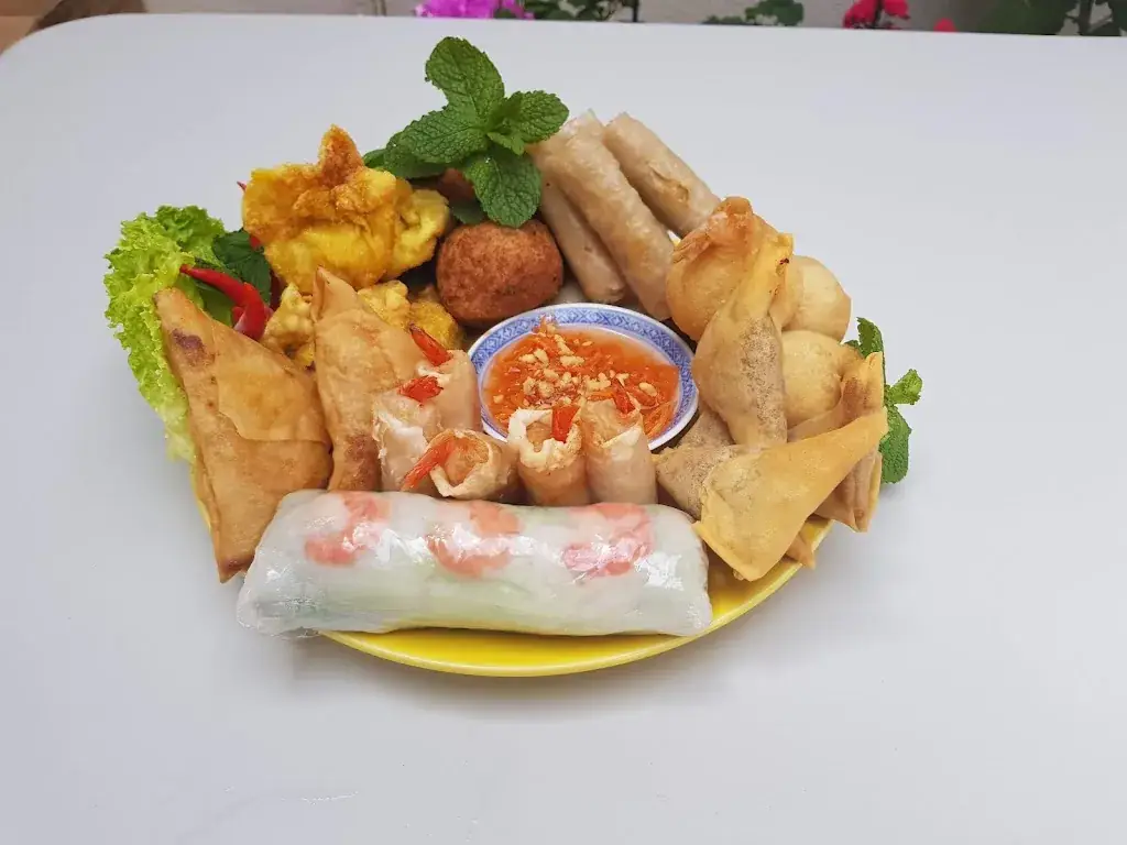 Makly restaurant in Plourin-lès-Morlaix