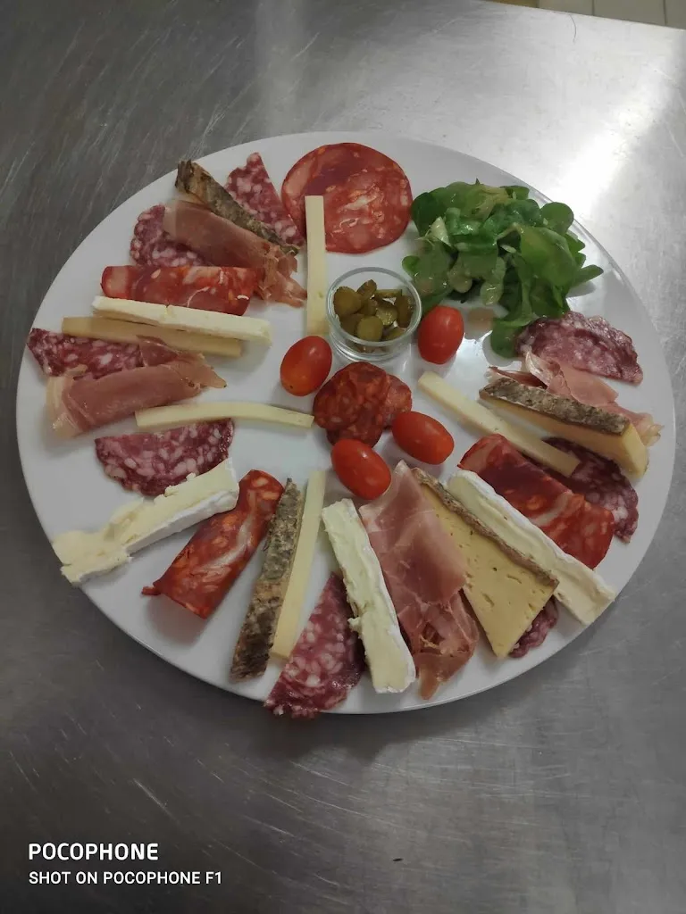 Menu_Casa Familia - Bar à jeux- Restaurant- Vente de jeux_Morlaix_image_6