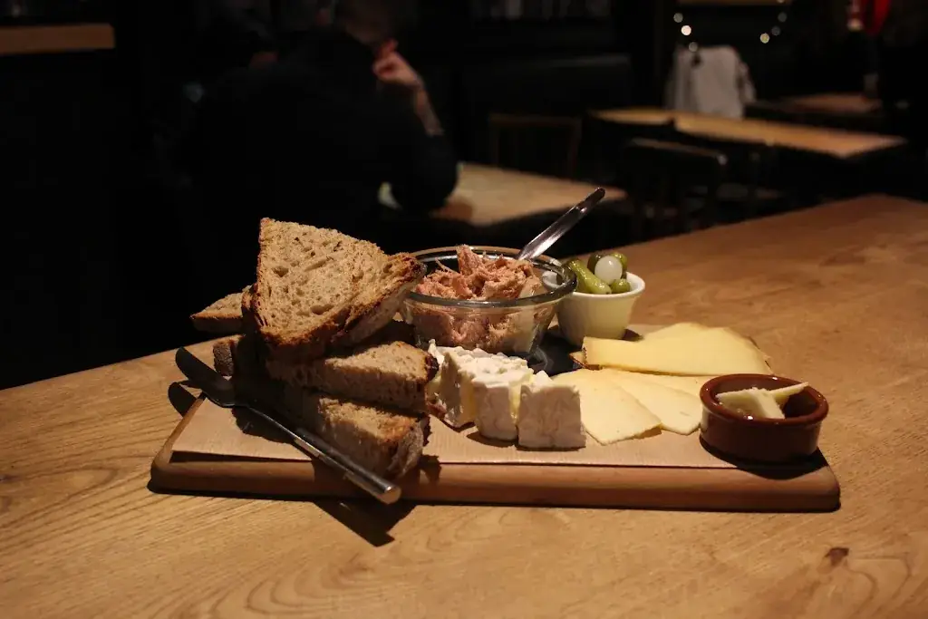 Ty Coz Bistro-culturel_Morlaix_slider_image_3