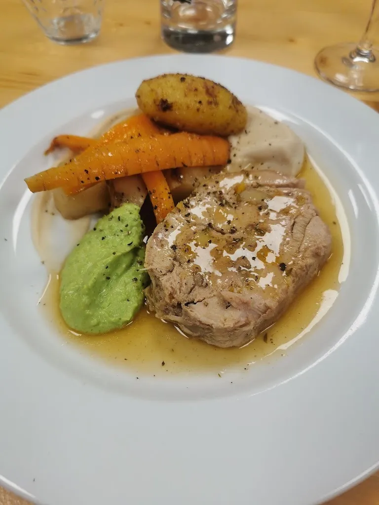 G B_Café FIP_Pocé-les-Bois_review