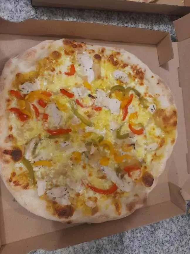 Menü_Pizzeria Santa Lucia_Pluméliau_Bild_7