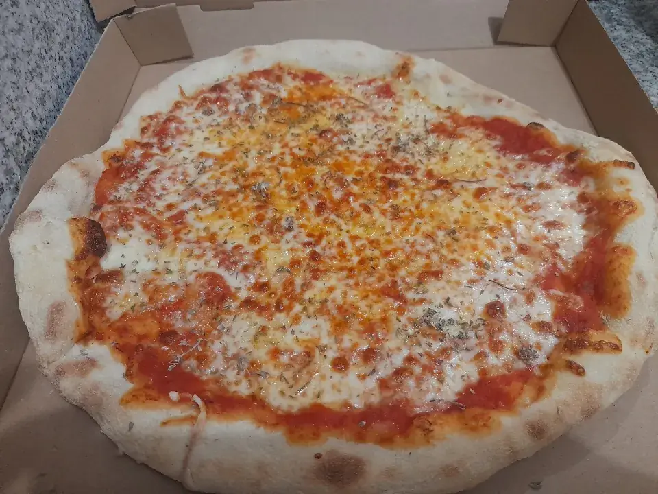 Menü_Pizzeria Santa Lucia_Pluméliau_Bild_9