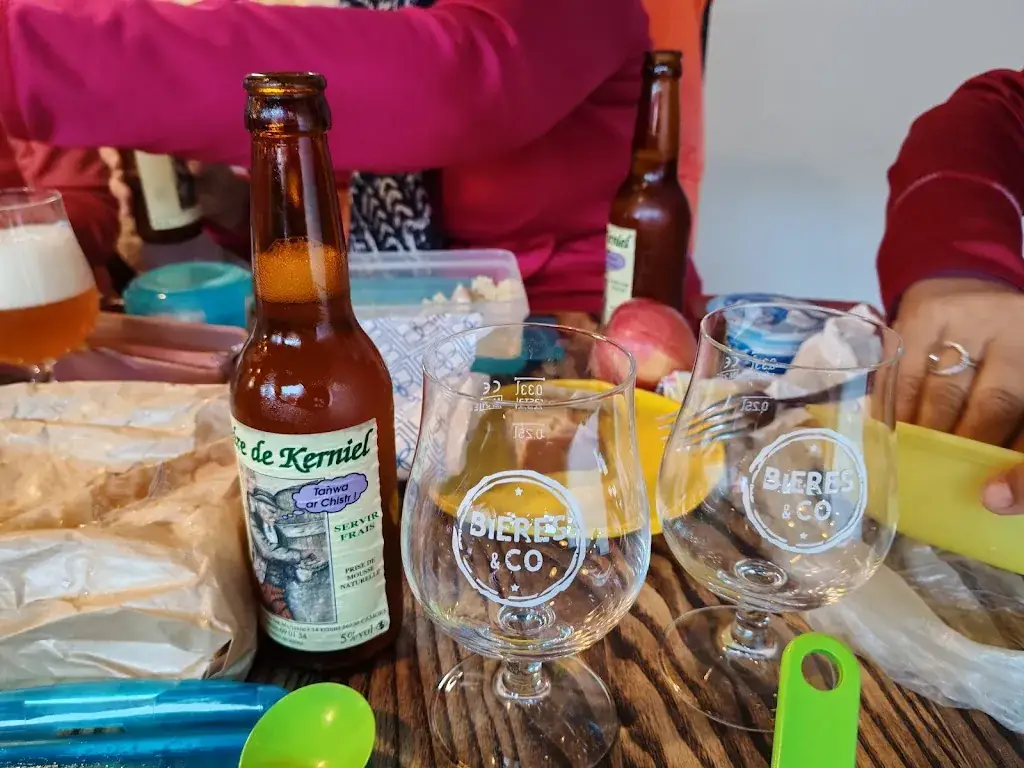 Kristen_Pluméliau-Bieuzy_slider_image_2