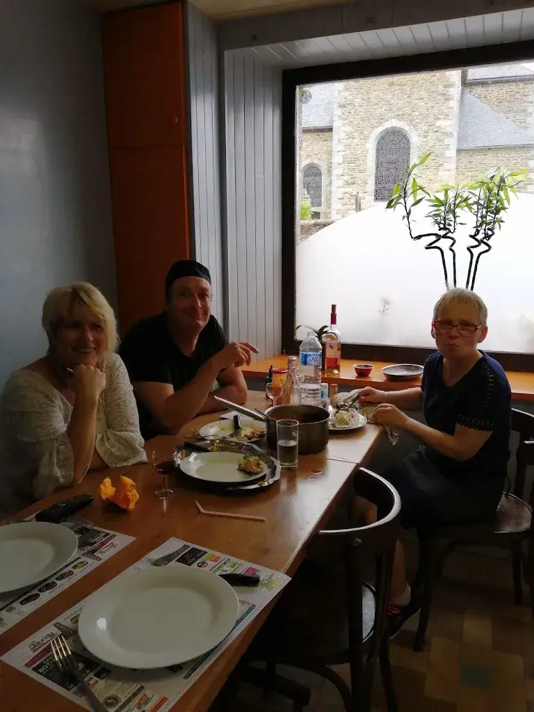 Veronique Bertrand_Restaurant TI MUMU_Roche-Jaudy_review