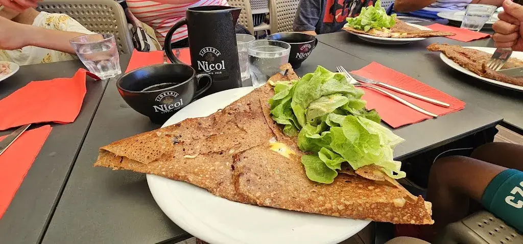 Dbmz_Café crêperie La terrasse_Rochefort-en-Terre_review
