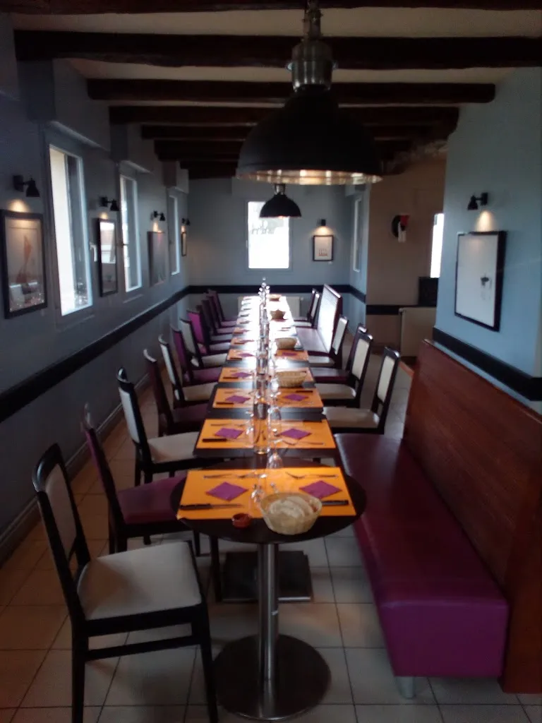 Bar LA BOUSSOLE_Plumergat_slider_image_3