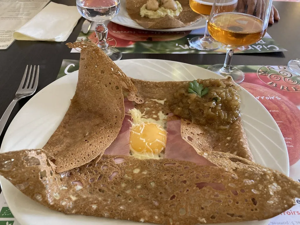 Morgane_Ar Bilic_Sainte-Anne-d'Auray_review