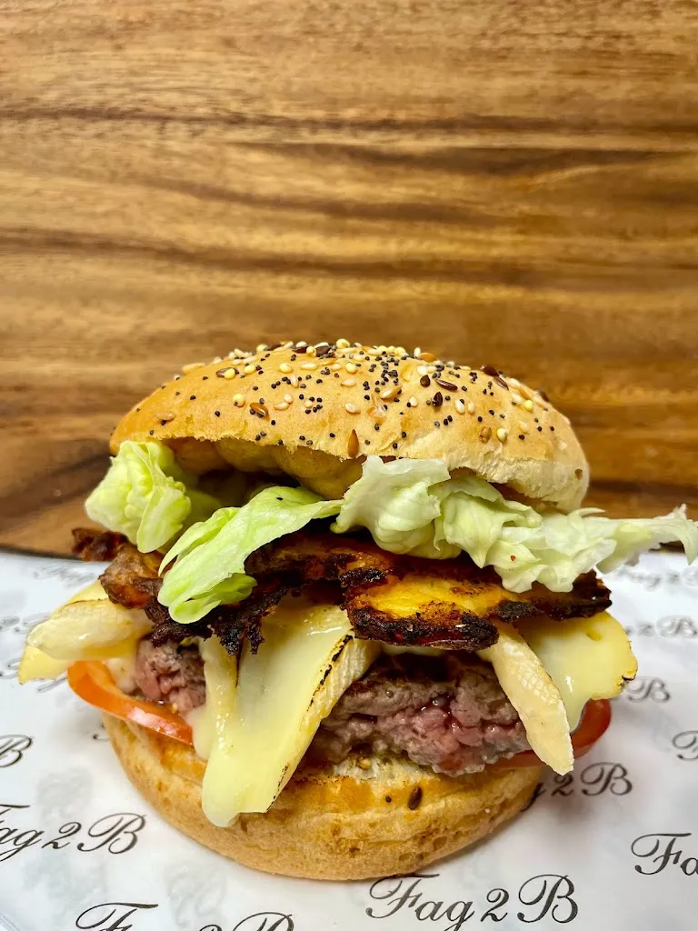 Nanek_Pluneret_slider_image_2