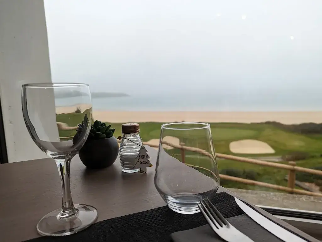 Le 19ème_Saint-Cast-le-Guildo_slider_image_1