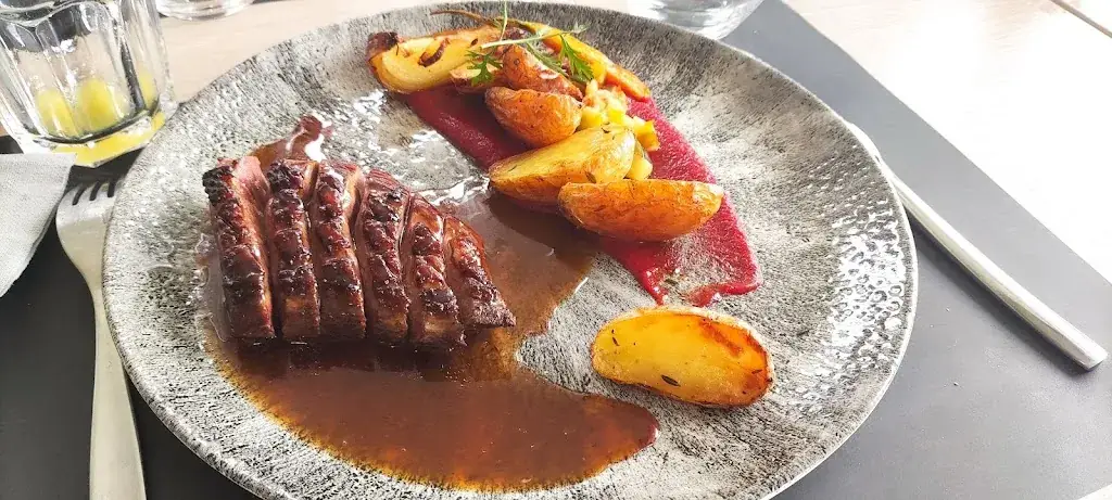 Le 19ème_Saint-Cast-le-Guildo_slider_image_3