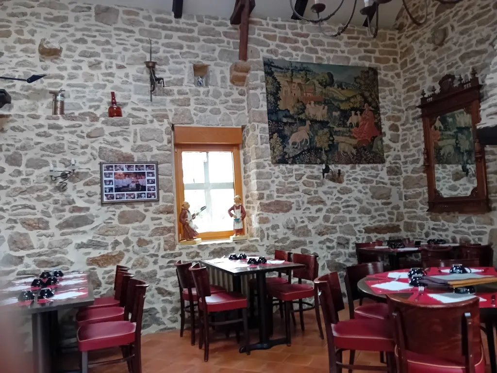 Pascale ROGER_Creperie Ferme de Kergonan_Pluneret_review