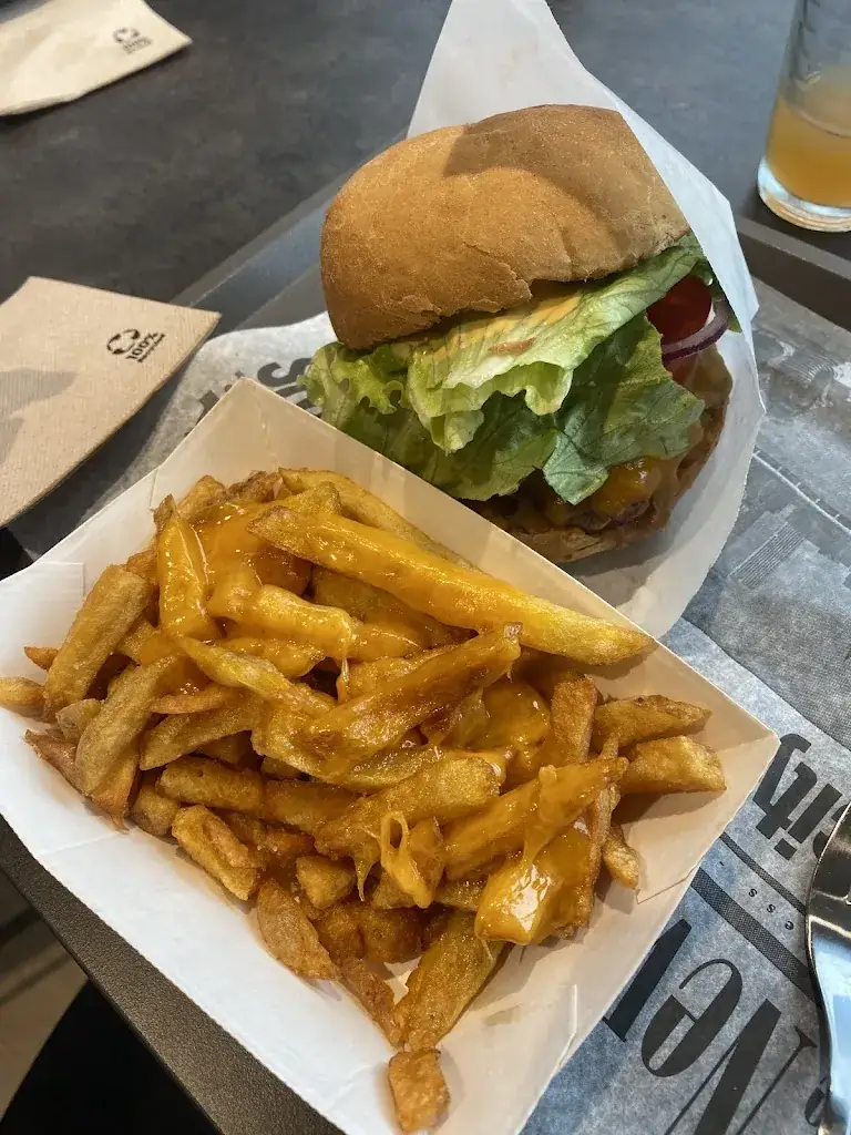 Ti kofata_Pont-Croix_slider_image_2