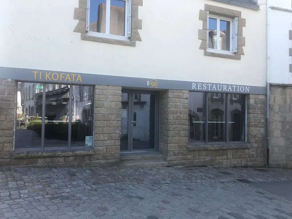 Ti kofata_Pont-Croix_slider_image_3