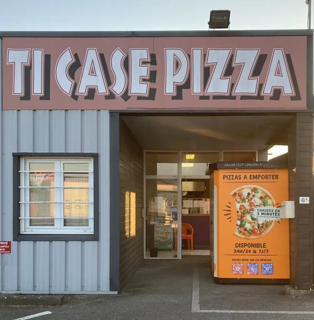 Ti case pizza + distributeur ti case ristorante a Pluvigner