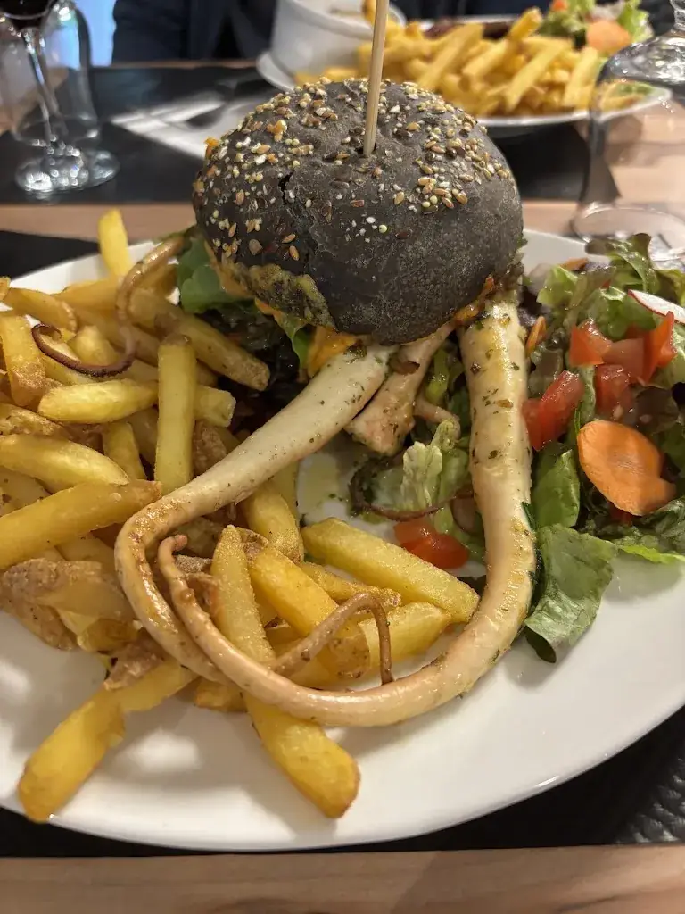 lucie lamour_Restaurant l'Éphémère_Poullan-sur-Mer_review