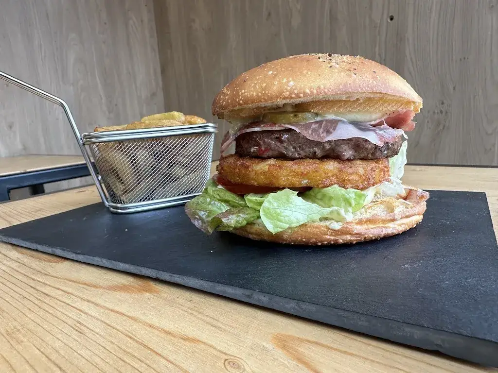 Menu_Happy Burger_Pontrieux_immagine_6