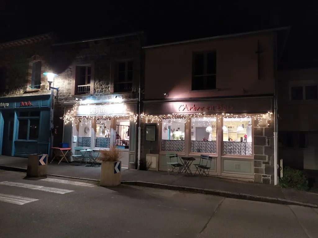 Crêperie Restaurant L'Arbre en Bois_Québriac_slider_image_3