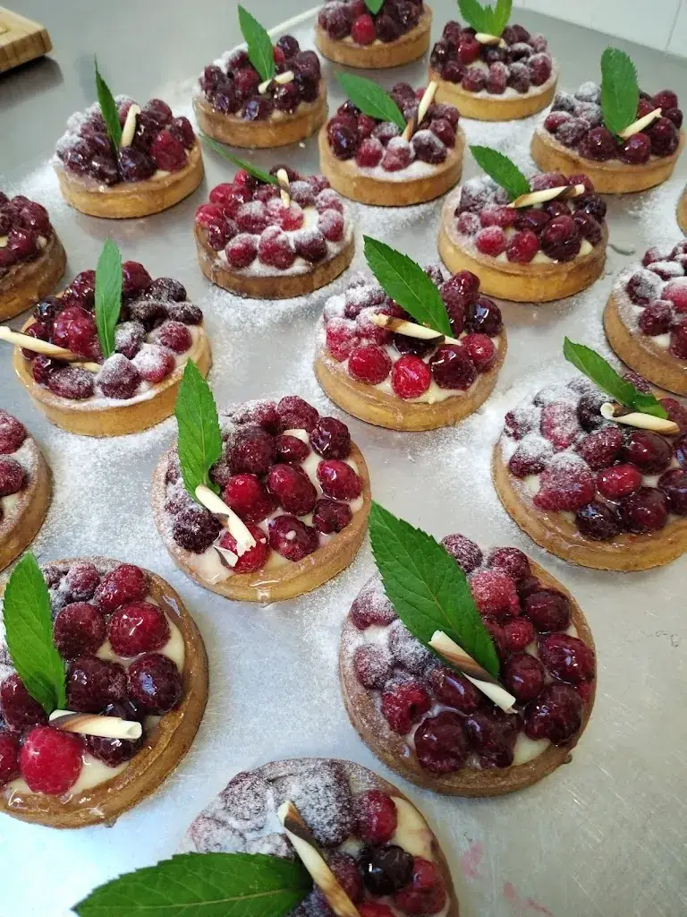 Menu_Auberge De l'est à l'ouest restaurant, traiteur, pâtissier,hôtel._Poullaouen_image_2